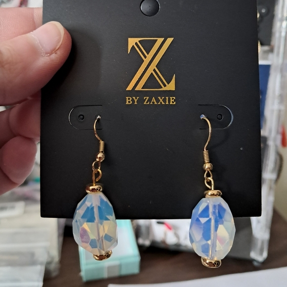 Zaxie clear dangling earrings - Picture 3 of 6